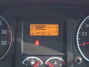 หกล้อตู้สิบบาน ISUZU FTR 240แรง ปี 64 (3567)