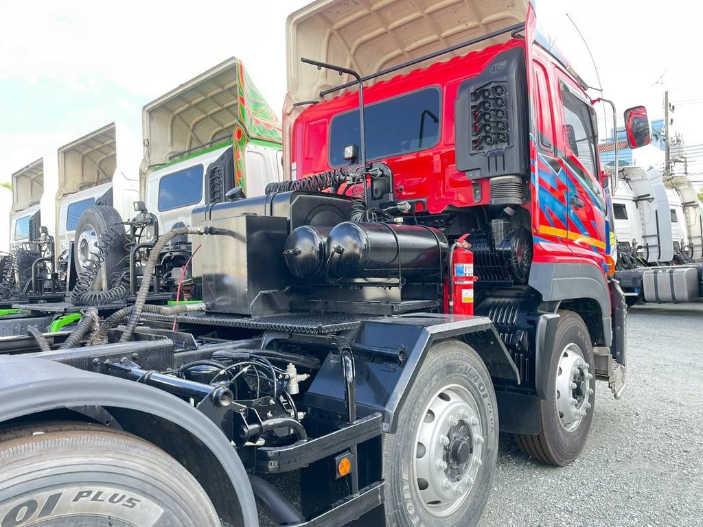 สิบสองล้อหัวลาก HINO FM1A 344 แรง ปี 2566 (1246) 