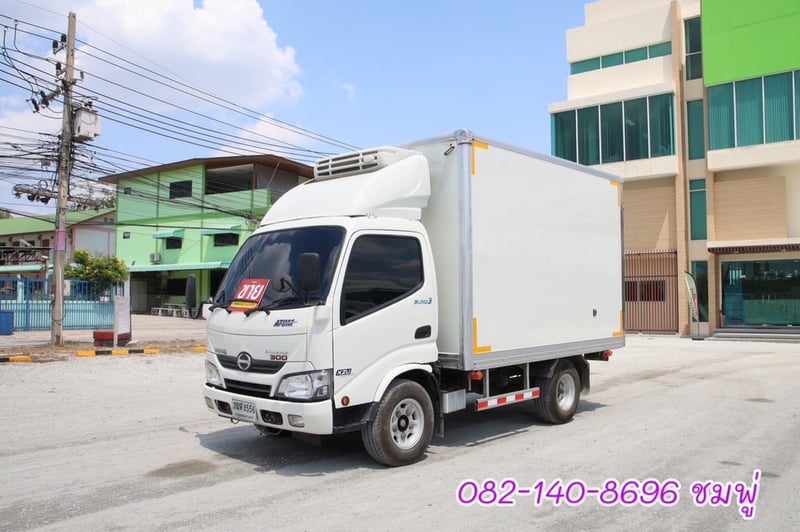 สี่ล้อตู้เย็น HINO XZU 136 แรง ปี 2567 (8556)