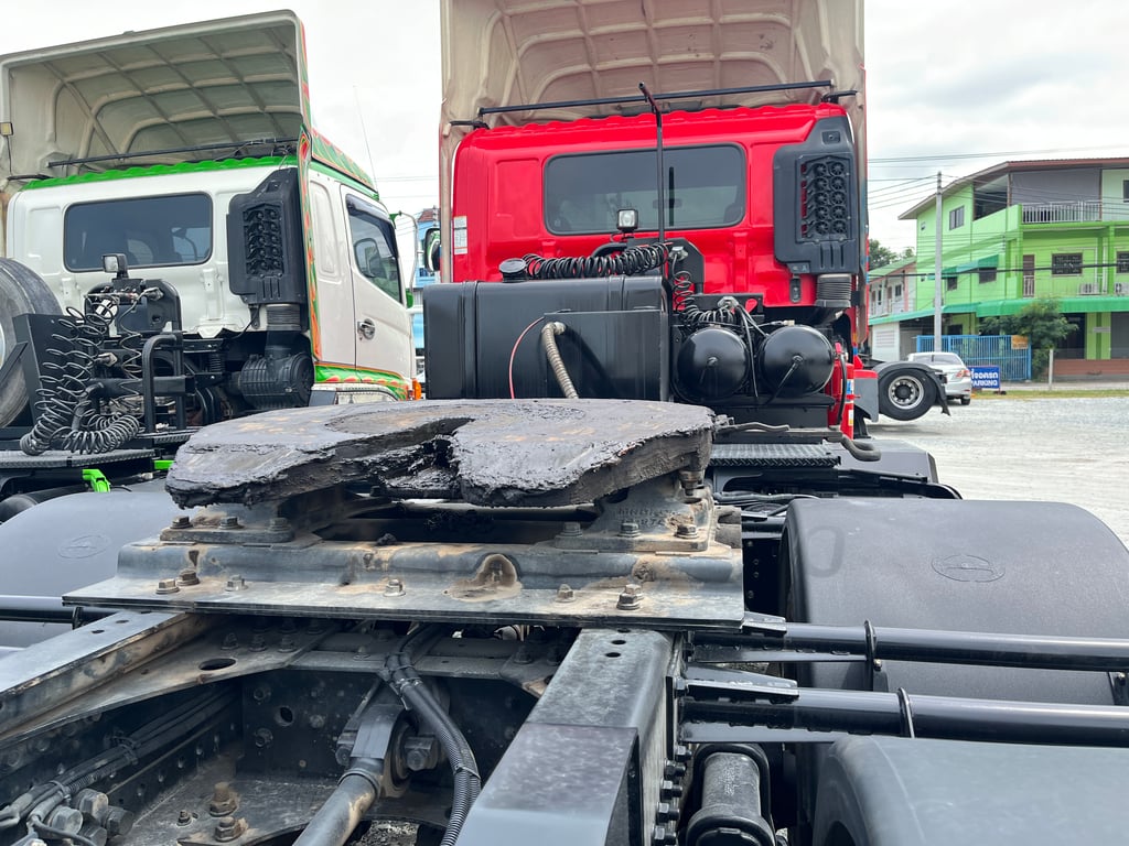 สิบสองล้อหัวลาก HINO FM1A 344 แรง ปี 2566 (1246) สิบสองล้อหัวลาก HINO FM1A 344 แรง ปี 2566 (1246)