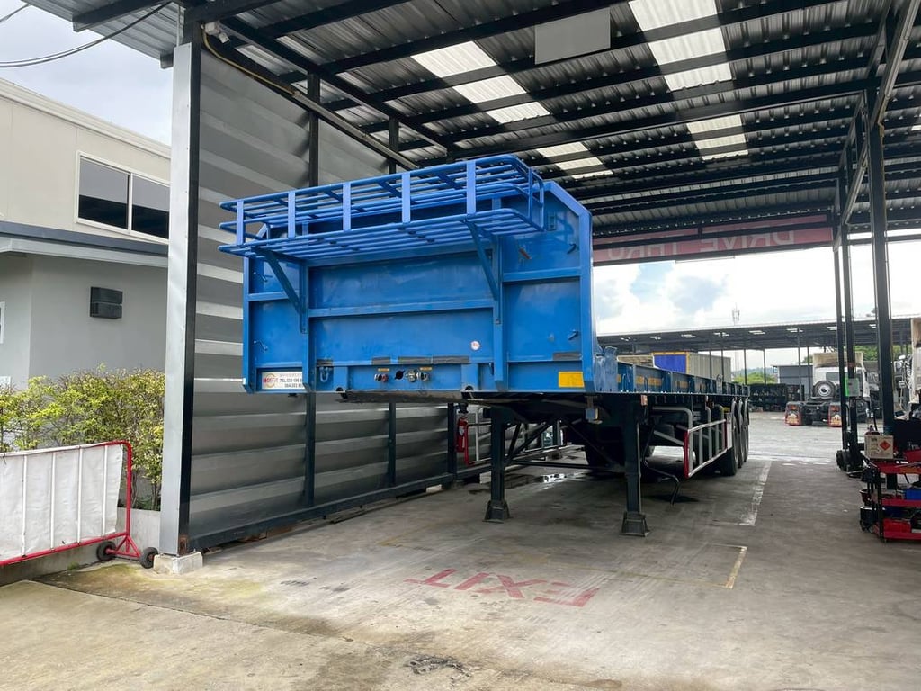 หางพื้นเรียบ สามเพลา อู่ WAFA ปี 2566 (2350) หางพื้นเรียบ สามเพลา อู่ WAFA ปี 2566 (2350)