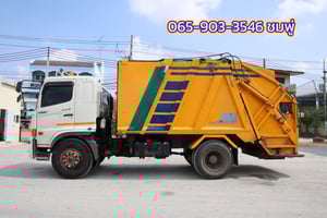 หกล้อบรรทุกขยะ HINO FG8J 240 แรง ปี 2566 (4039)