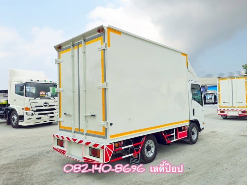 สี่ล้อตู้จัมโบ้ ISUZU NLR 104แรง ปี 63 (2632) สี่ล้อตู้จัมโบ้ ISUZU NLR 104แรง ปี 63 (2632)