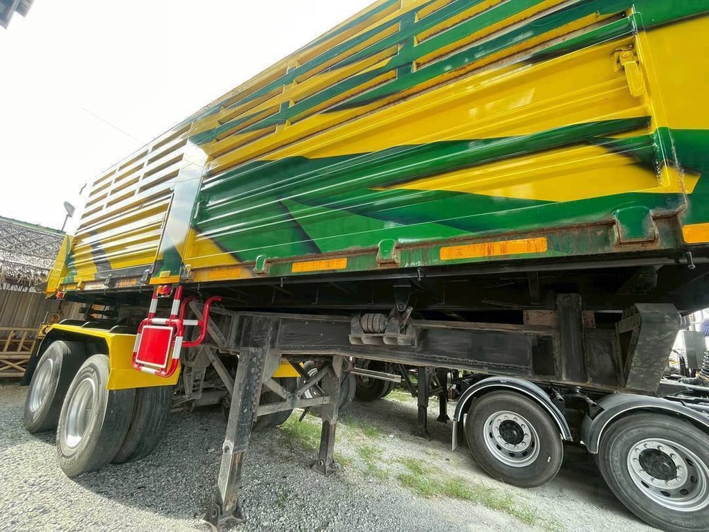 หางเซมิดั้มพ์ สองเพลา อู่ไอ เอ เอ บายเอ็นเจ ปี 66 (1045) หางเซมิดั้มพ์ สองเพลา อู่ไอ เอ เอ บายเอ็นเจ ปี 66 (1045)