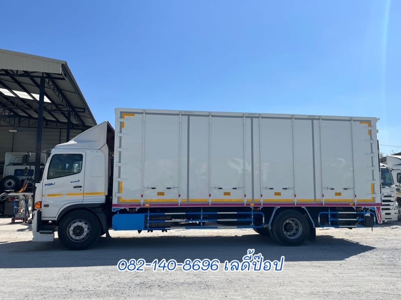 หกล้อตู้สิบบานมีลิฟท์ท้าย HINO FG8J 240แรง ปี 62 (8724) หกล้อตู้สิบบานมีลิฟท์ท้าย HINO FG8J 240แรง ปี 62 (8724)