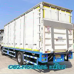 หกล้อตู้สิบบาน HINO FG8J 240แรง ปี 2567 (8260)