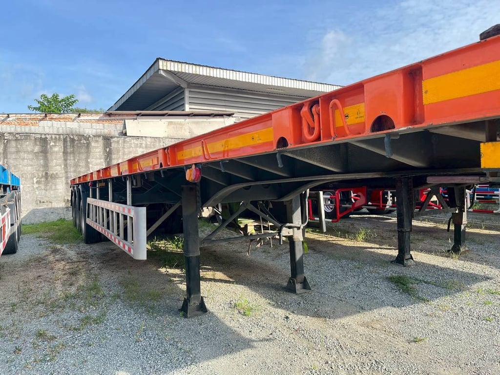 หางพื้นเรียบ สามเพลา อู่ดังสามมิตร ปี 65 (6080) หางพื้นเรียบ สามเพลา อู่ดังสามมิตร ปี 65 (6080)