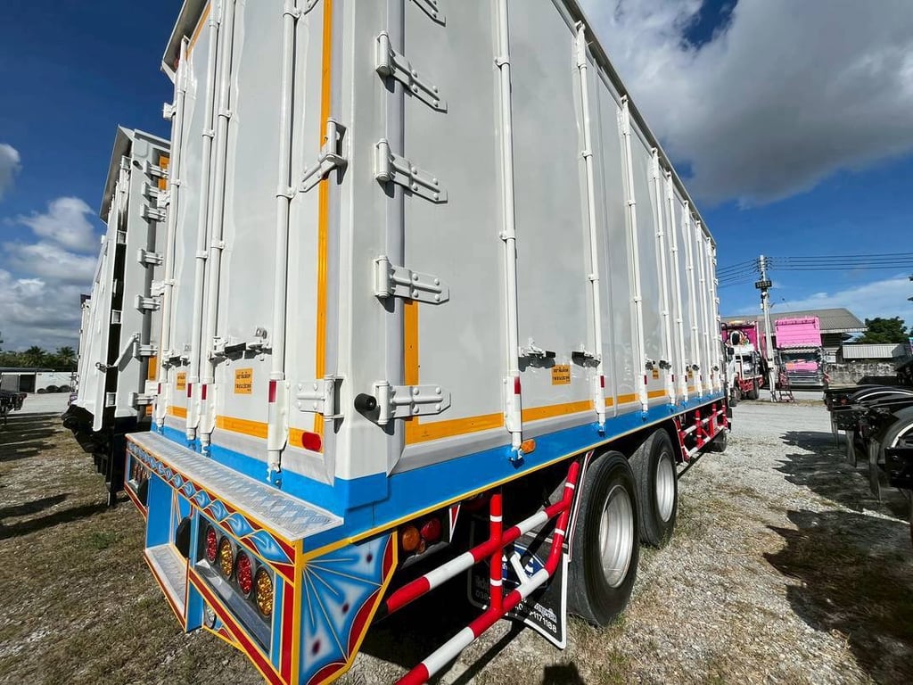 สิบบาน ISUZU FVM 240แรง ปี 56 (4822) 