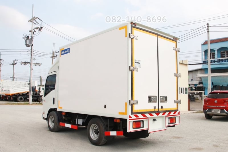 สี่ล้อตู้เย็น ISUZU NLR 130 แรง ปี 2566 (8088)