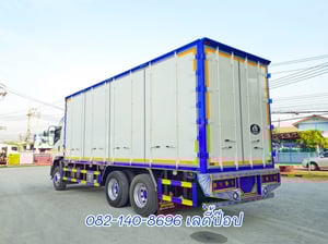 สิบล้อตู้สิบบาน ISUZU FVM 240 แรง ปี 2561 (1517) สิบล้อตู้สิบบาน ISUZU FVM 240 แรง ปี 2561 (1517)