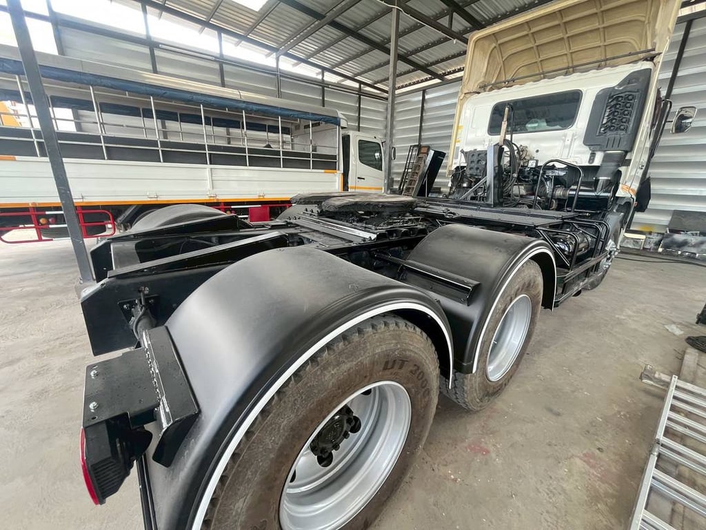 หัวลาก Hino 500 344แรง ปี 56 (4986)