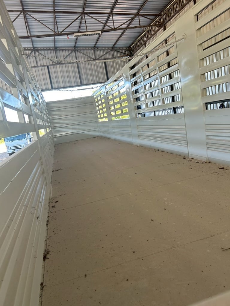 หางกระบะคอกเหล็ก 3 เพลา ป้ายแดง (0735)