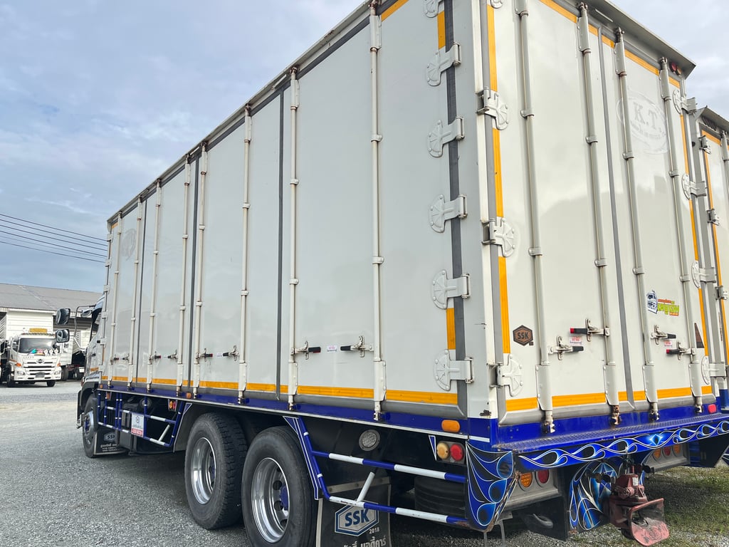 สิบล้อตู้สิบบาน HINO FL8J 260แรง ปี 2564 (6127) สิบล้อตู้สิบบาน HINO FL8J 260แรง ปี 2564 (6127)