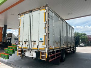 หกล้อตู้สิบบาน ISUZU FTR 240 แรงม้า ปี 56 (6523) หกล้อตู้สิบบาน ISUZU FTR 240 แรงม้า ปี 56 (6523)