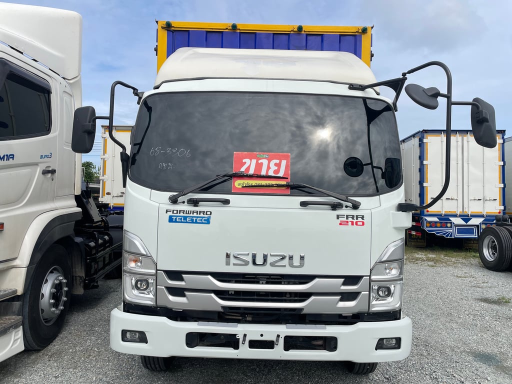 หกล้อตู้สิบบาน ISUZU FRR 210 แรง ปี 2565 (3306) หกล้อตู้สิบบาน ISUZU FRR 210 แรง ปี 2565 (3306)