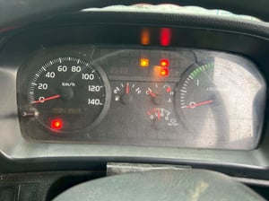 หกล้อกระบะติดเครน HINO FG8J 212แรง ปี 2556 TADANO 8 ตัน 3 ปลอก(7098) หกล้อกระบะติดเครน HINO FG8J 212แรง ปี 2556 TADANO 8 ตัน 3 ปลอก(7098)