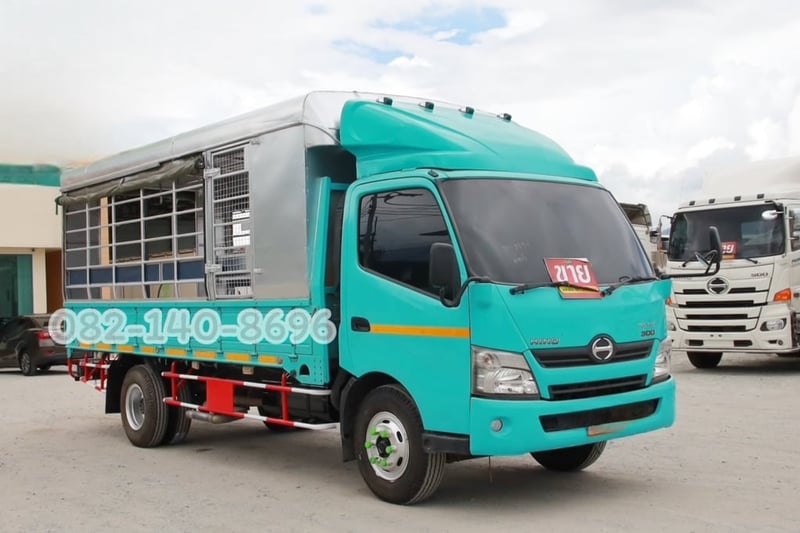 หกล้อโดยสาร HINO XZU 150 แรง ปี 61 (2872) หกล้อโดยสาร HINO XZU 150 แรง ปี 61 (2872)