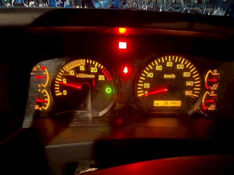 สิบล้อดั้มพ์ ISUZU FXZ 360แรง ปี 65 (1694)