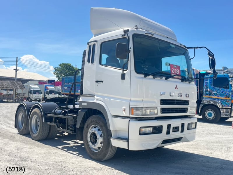 สิบล้อหัวลาก Fuso FV 380 แรงม้า ปี 55 (5718) สิบล้อหัวลาก Fuso FV 380 แรงม้า ปี 55 (5718)