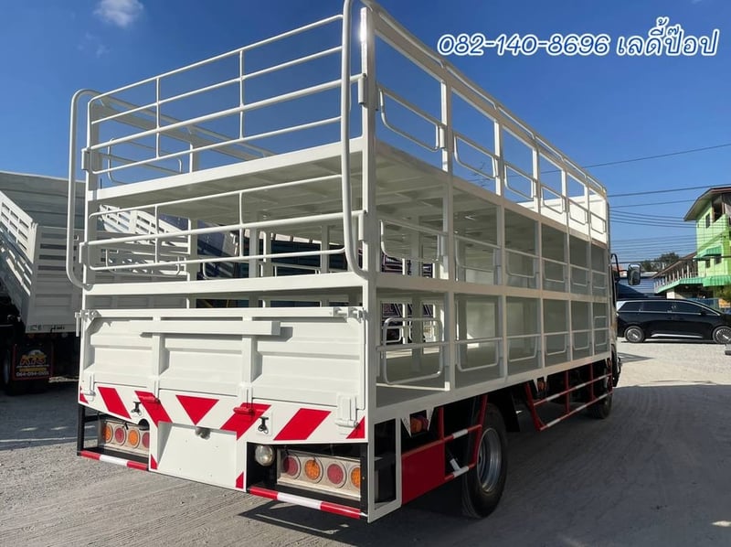 หกล้อบรรทุกน้ำดื่ม ISUZU FRR 190แรง ปี 2564 (4513)