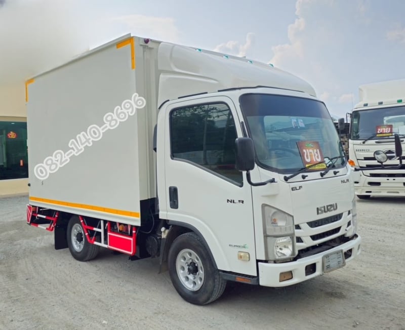สี่ล้อตู้ ISUZU NLR104 แรง ปี 2563 (2632) สี่ล้อตู้ ISUZU NLR104 แรง ปี 2563 (2632)