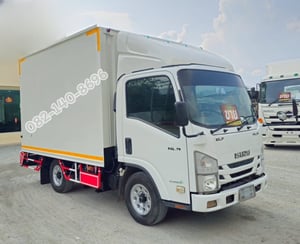 สี่ล้อตู้ ISUZU NLR104 แรง ปี 2563 (2632) สี่ล้อตู้ ISUZU NLR104 แรง ปี 2563 (2632)