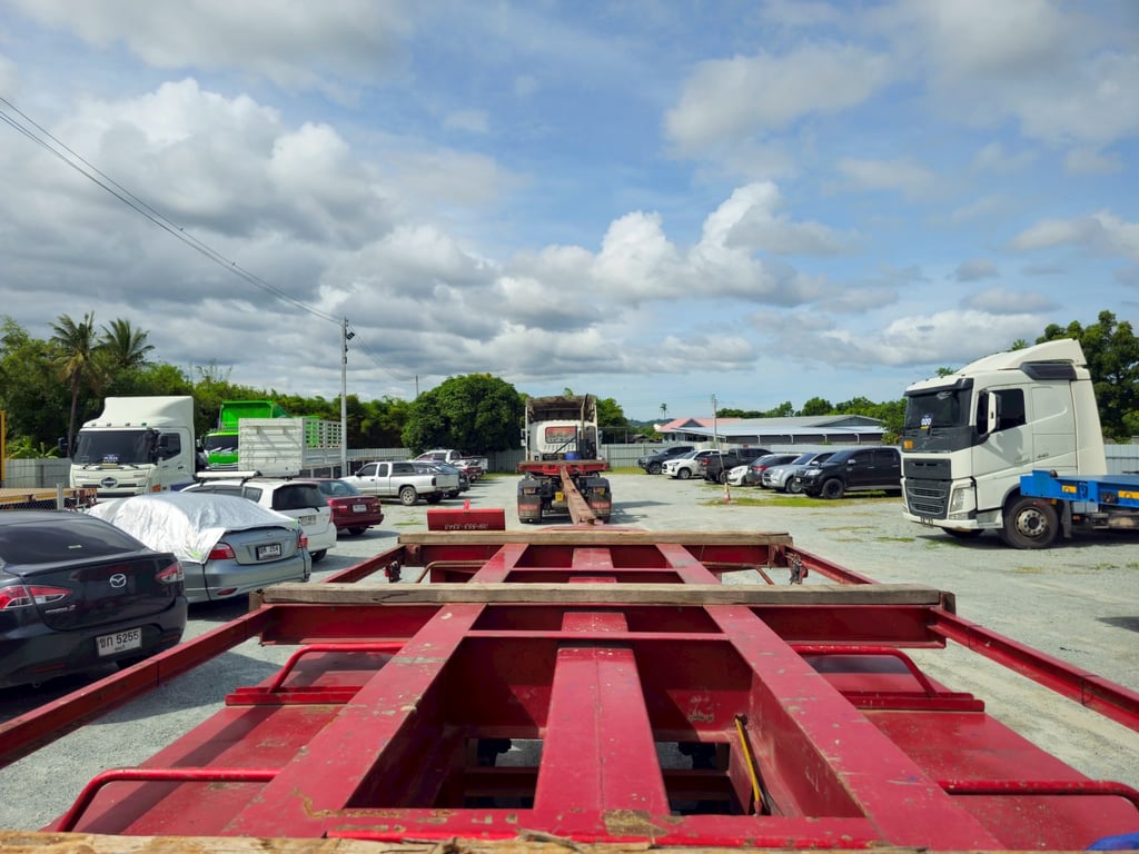 หางก้างสาลี่ สามเพลา อู่เดอะซัน ปี 66 (4860) หางก้างสาลี่ สามเพลา อู่เดอะซัน ปี 66 (4860)