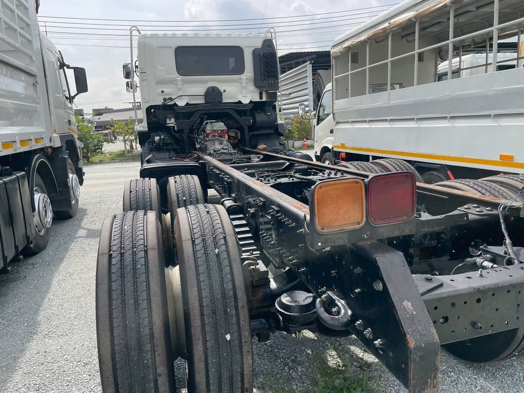 สิบล้อหัวคัสซี HINO FM1A 344 แรง ปี 2567 (2969)