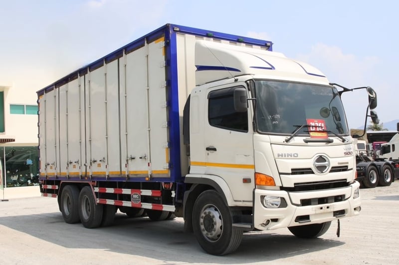 สิบล้อตู้สิบบาน HINO FL8J 260 แรง ปี 2566 (1698)