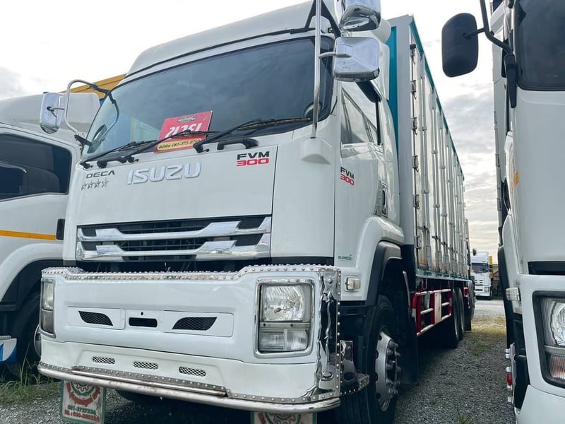 สิบล้อตู้สิบบาน ISUZU FVM 300แรง ปี 62 (0634)