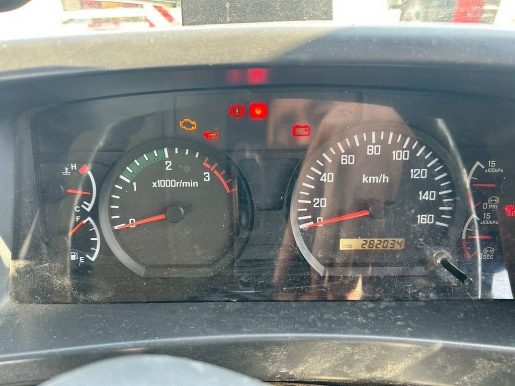 สิบล้อพื้นเรียบ ISUZU FVM 240แรง ปี 2555 (7288)