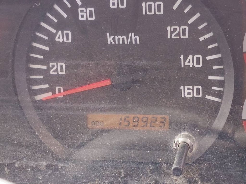 หกล้อเครน ISUZU FTR 240แรง ปี 57 (0947) หกล้อเครน ISUZU FTR 240แรง ปี 57 (0947)