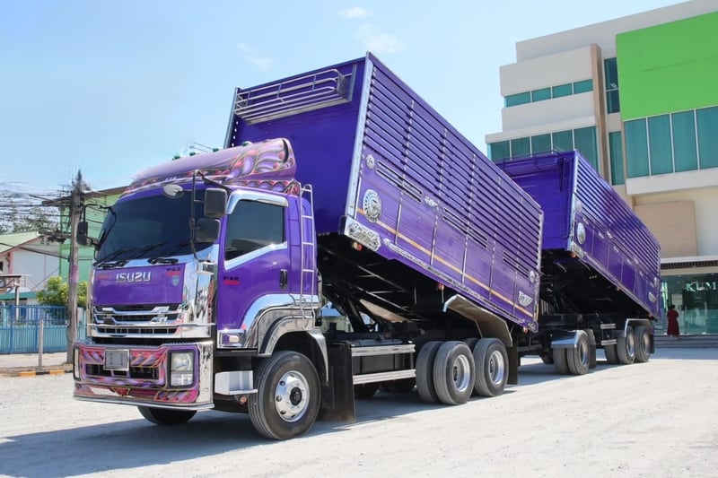 สิบล้อดั้มพ์คอกเกษตร ISUZU  FXZ 360 แรง ปี 2554 (9033,2502)