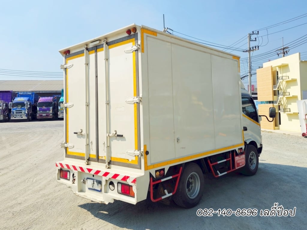 สี่ล้อตู้ HINO XZU 136แรง ปี 2567 (9713)