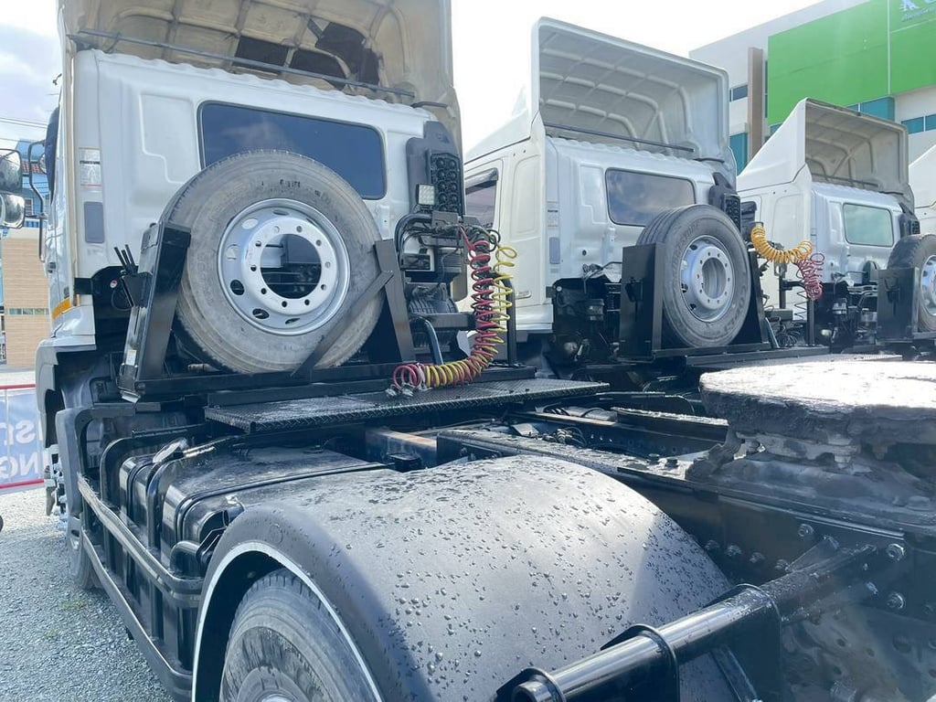 สิบล้อหัวลาก HINO FM1A 344แรง ปี 2559 (9030)