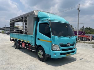 หกล้อโดยสาร HINO XZU 150 แรง ปี 61 (2872)