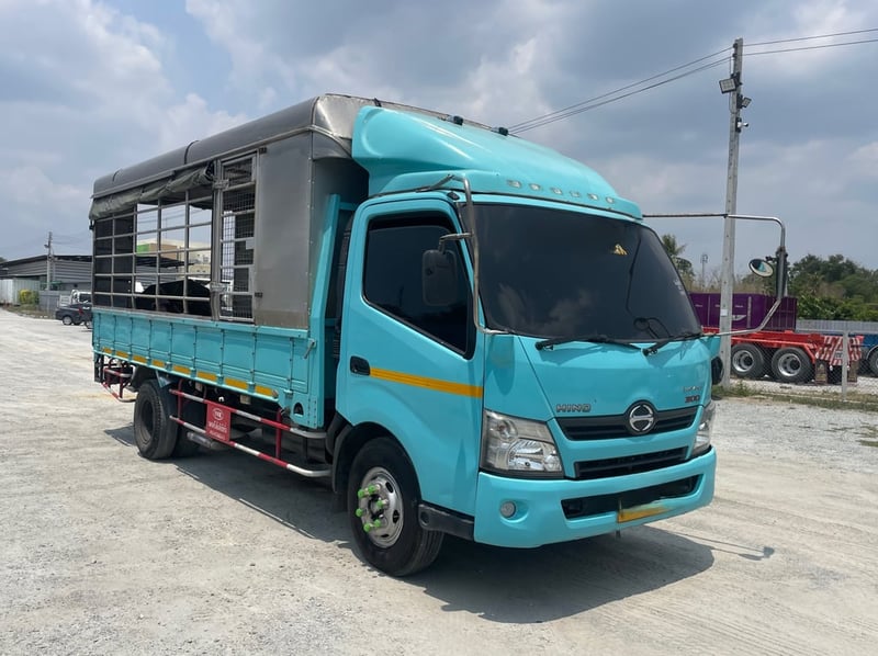 หกล้อโดยสาร HINO XZU 150 แรง ปี 61 (2872)