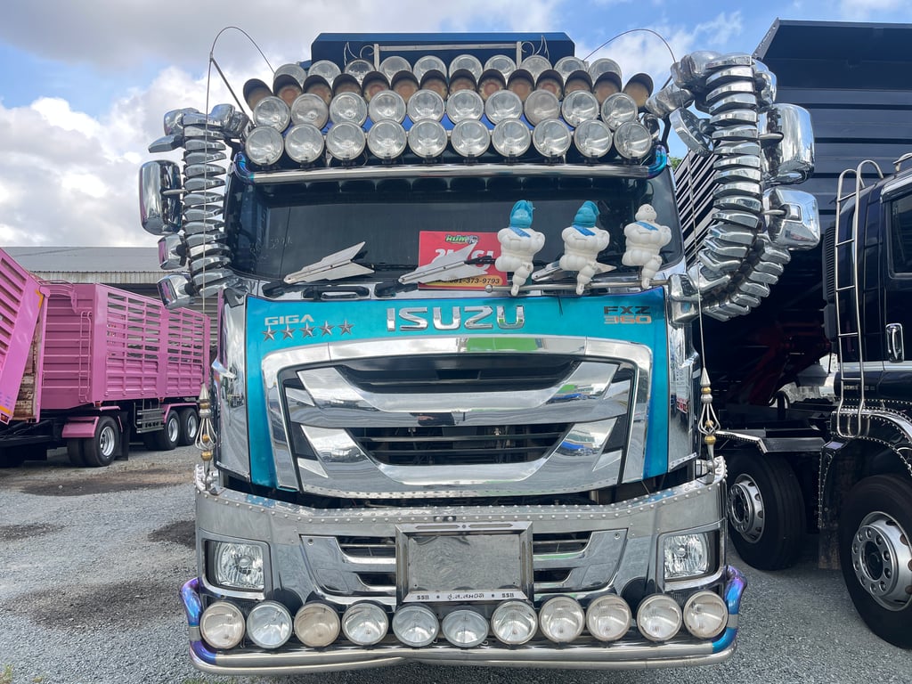 ISUZU FXZ 360แรงม้า รถบรรทุก 10ล้อ พ่วงแม่ลูก ปี2023 (5236,2075) ISUZU FXZ 360แรงม้า รถบรรทุก 10ล้อ พ่วงแม่ลูก ปี2023 (5236,2075)