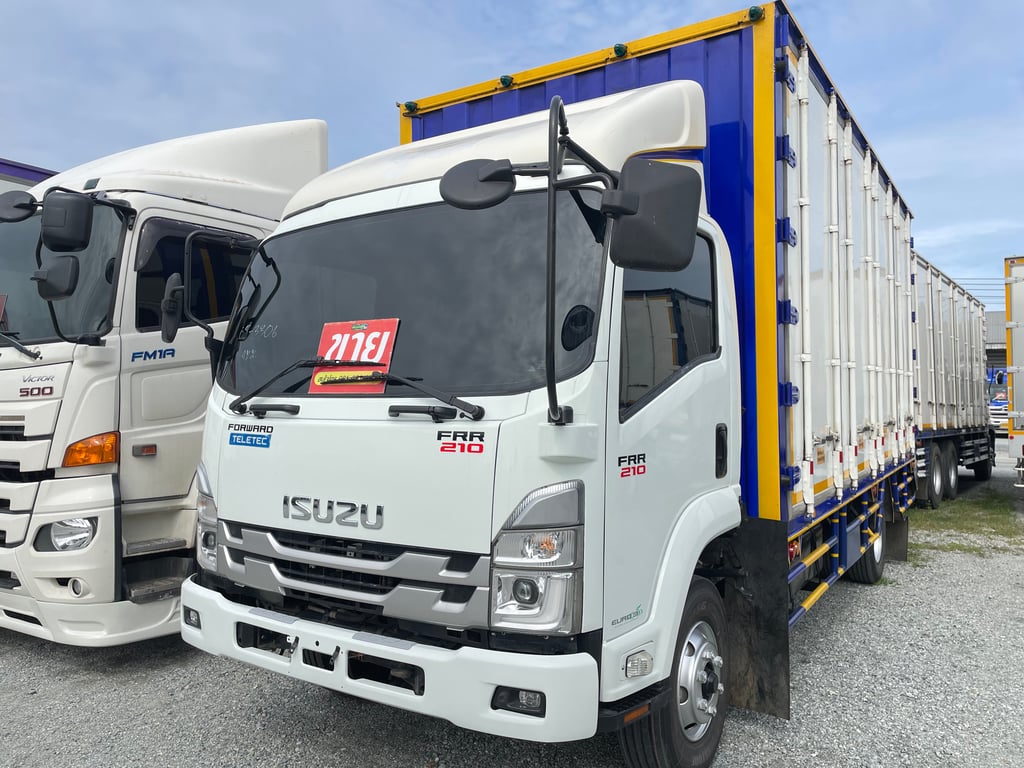 หกล้อตู้สิบบาน ISUZU FRR 210 แรง ปี 2565 (3306) หกล้อตู้สิบบาน ISUZU FRR 210 แรง ปี 2565 (3306)