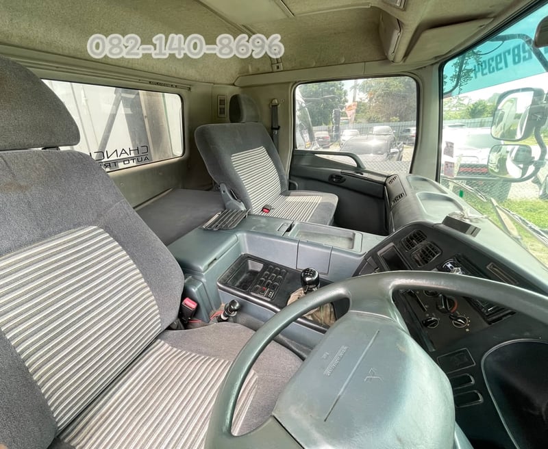 สิบล้อหัวลาก Fuso FV 380 แรงม้า ปี 57 (2683) สิบล้อหัวลาก Fuso FV 380 แรงม้า ปี 57 (2683)