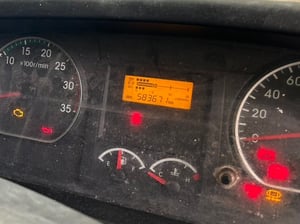 สิบล้อคอกขนไก่ได้ ISUZU FVM 240 แรง ปี 2560 (2720) สิบล้อคอกขนไก่ได้ ISUZU FVM 240 แรง ปี 2560 (2720)