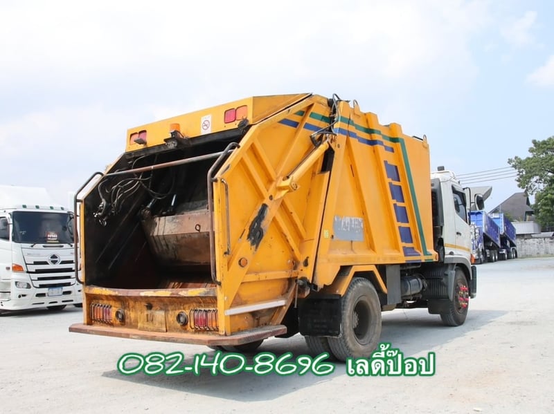 หกล้อบรรทุกขยะ HINO VICTOR 500 FG8J 240แรง ปี 2566 (4039)