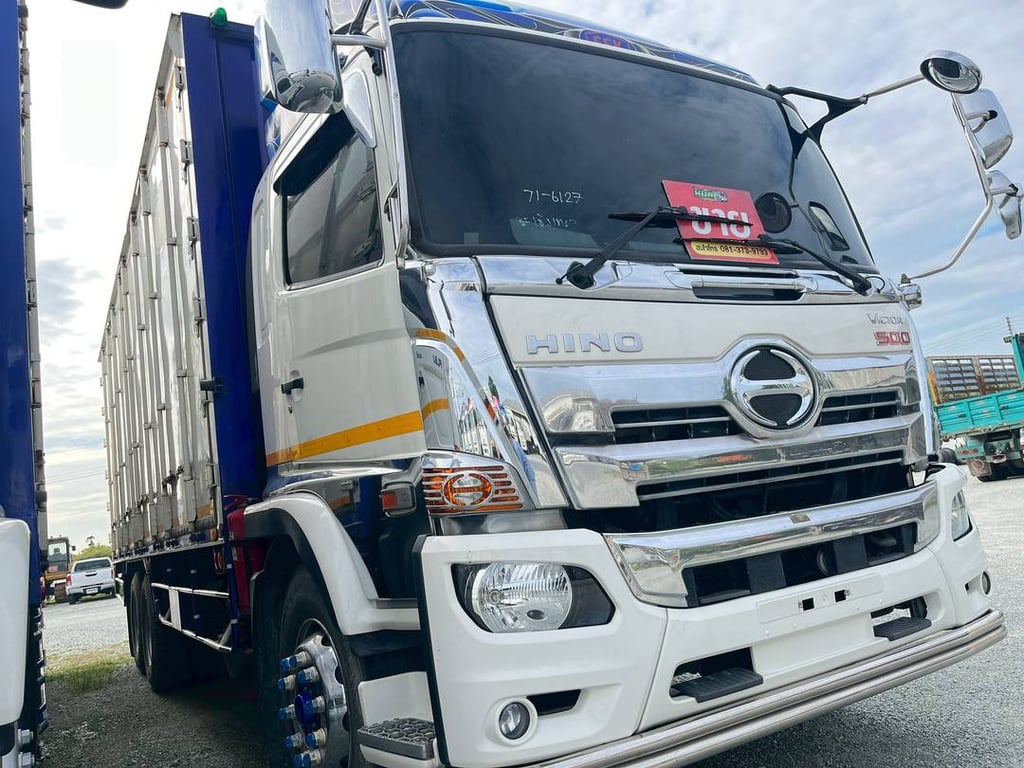 สิบล้อตู้สิบบาน HINO FL8J 260แรง ปี 2564 (6127)