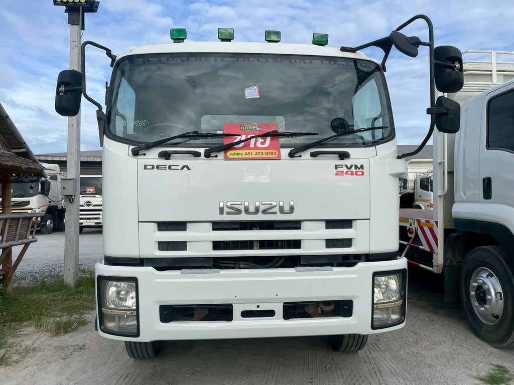 สิบล้อพื้นเรียบ ISUZU FVM 240แรง ปี 2555 (7288)