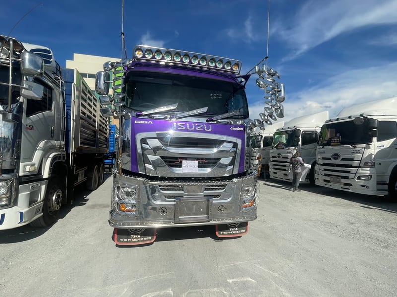 สิบล้อดั้มพ์พ่วง ISUZU FXZ 360 แรงม้า ผลิตปี 66 แต่งหน้า GIGA (2533) สิบล้อดั้มพ์พ่วง ISUZU FXZ 360 แรงม้า ผลิตปี 66 แต่งหน้า GIGA (2533)