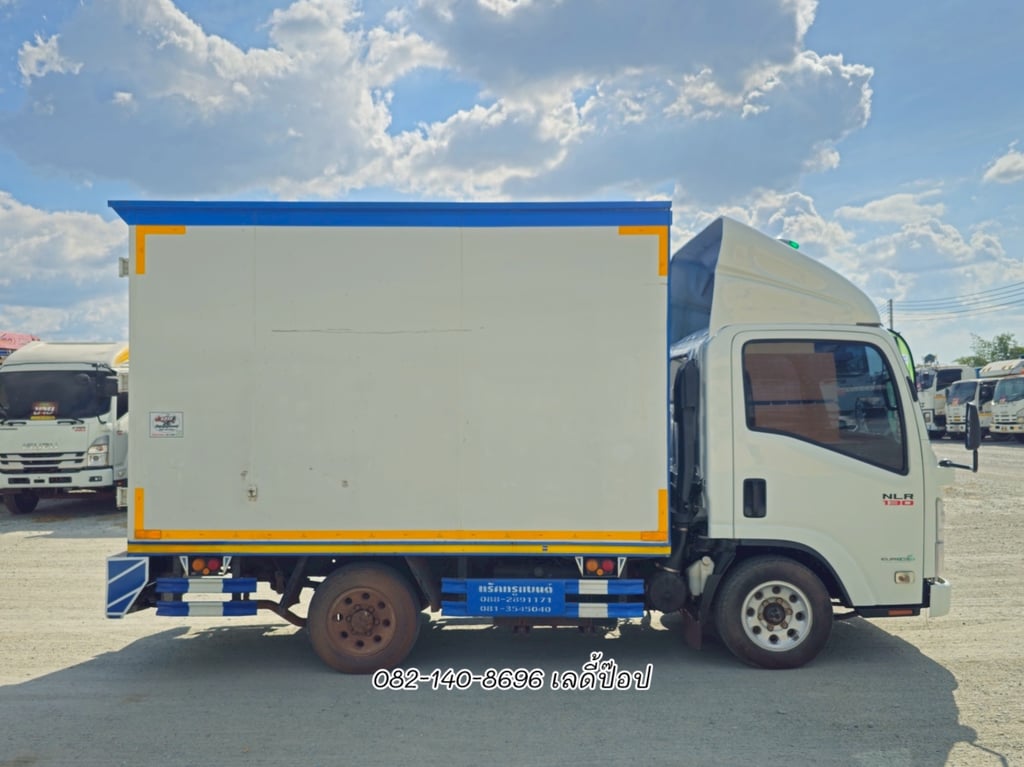 สี่ล้อตู้จัมโบ้ ISUZU NLR 104แรง ปี 2564(4519)
