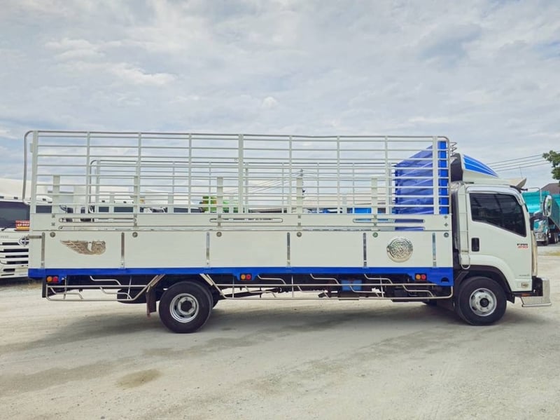 หกล้อคอกกระบะมิเนียม ISUZU FRR 210 แรง ปี 2565 (9202)
