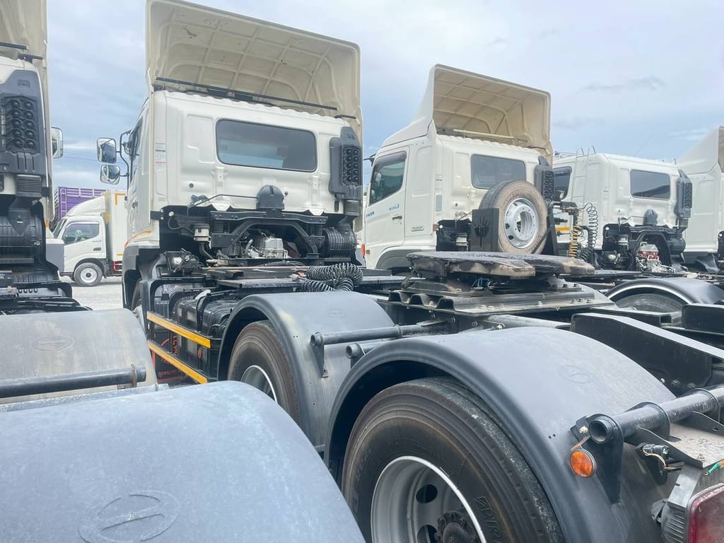 หัวลาก HINO FM2P 380แรง ปี 2565 (9228) หัวลาก HINO FM2P 380แรง ปี 2565 (9228)