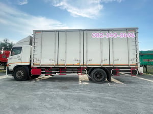 หกล้อตู้สิบบาน HINO FG8J 240 แรง ปี 60 (7915) หกล้อตู้สิบบาน HINO FG8J 240 แรง ปี 60 (7915)