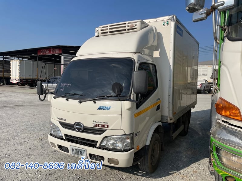 สี่ล้อตู้เย็น HINO XZU 136แรง ปี 66 (1837)